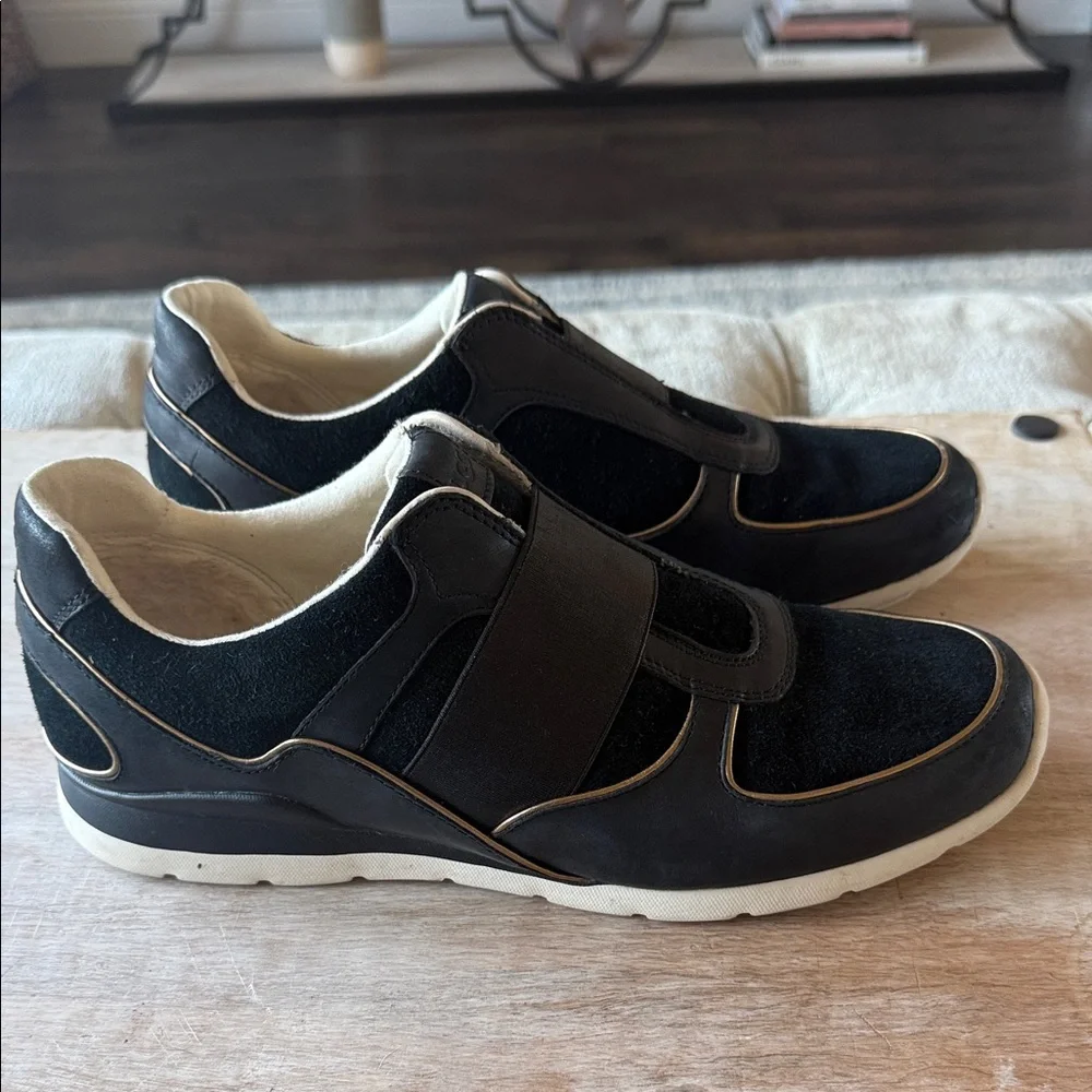UGG‎ Black and Cream Women's Sneakers